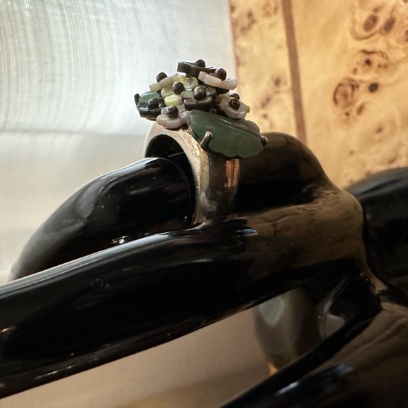 Whitney Kelly Sterling Silver Jadite & Mother of Pearl Figural Floral Ring Vtg - Picture 2 of 12